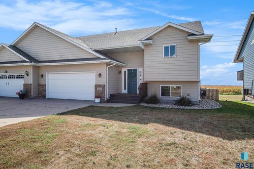 3603 W 93rd St Street, Sioux Falls, SD, 57108 | Card Image