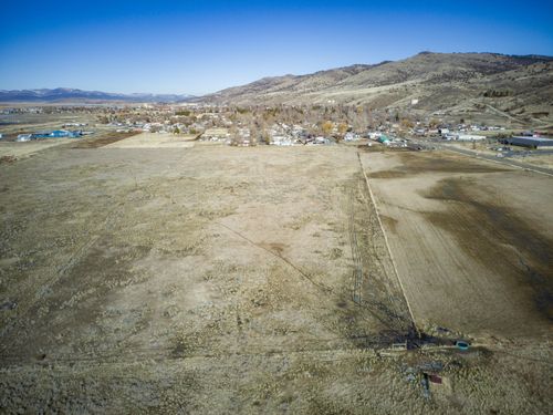 1800 S M St, Lakeview, OR, 97630 | Card Image