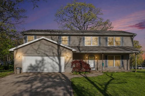 21095 North Ave, Battle Creek, MI, 49017-8419 | Card Image