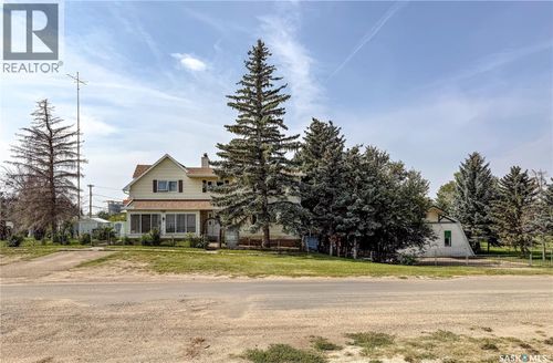 {{alt}} | Card Image