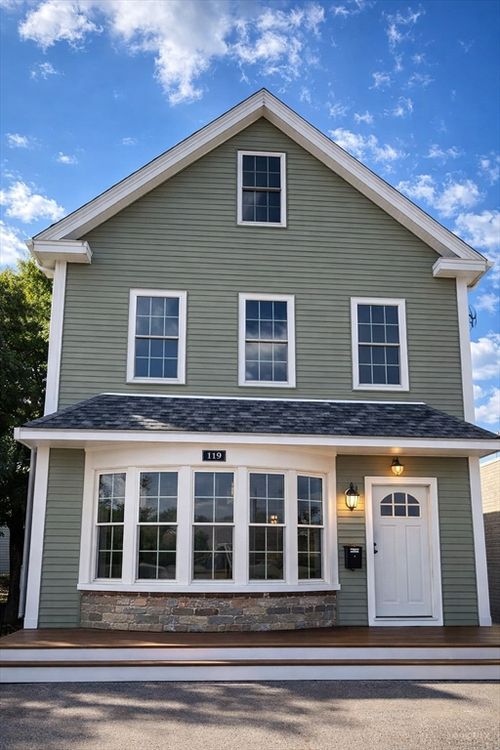 2-106 N Franklin St, Holbrook, MA, 02343-1504 | Card Image