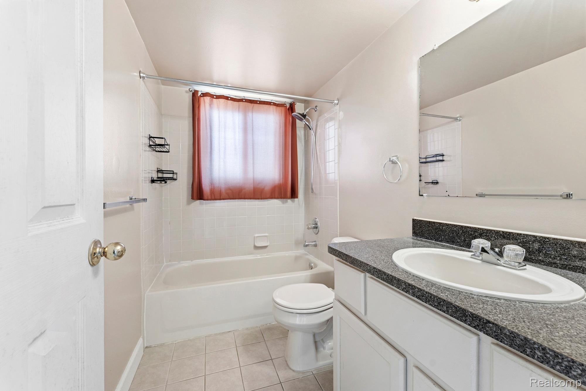 Residential in Trenton 4