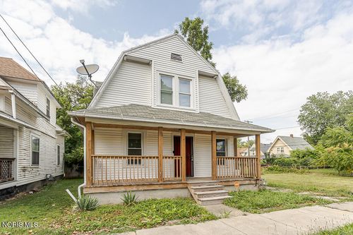 432 Arcadia Ave, Toledo, OH, 43610-1105 | Card Image