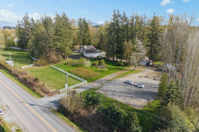 26930 24 Avenue, House other with 4 bedrooms, 3 bathrooms and 99 parking in Langley BC | Image 39