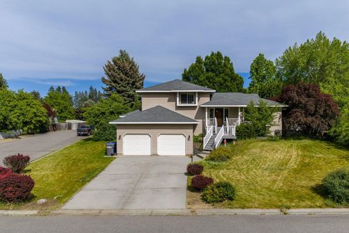 3901 S Sunderland Dr, Spokane Valley, WA, 99206-8629 | Card Image