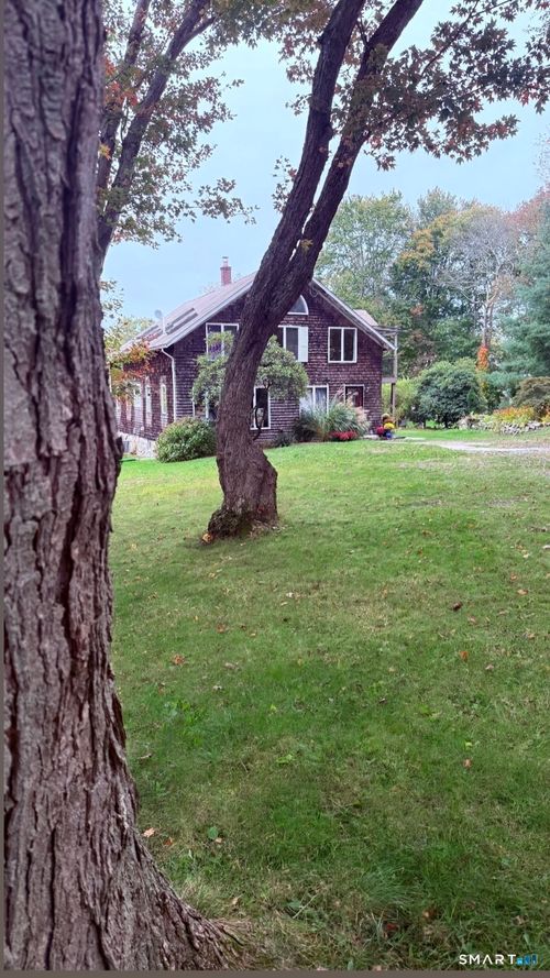 186 Great Neck Rd, Waterford, CT, 06385-3701 | Card Image