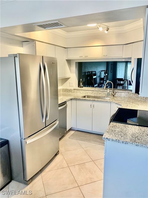 k104-157 Wading Bird Cir, NAPLES, FL, 34110-9216 | Card Image