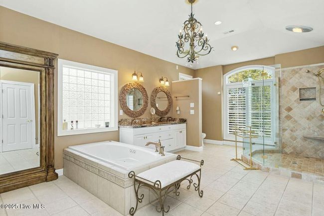 Master Bath | Image 86