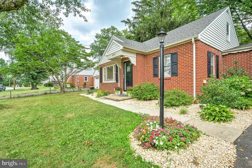 2031 Oak Ave, HATFIELD, PA, 19440-2312 | Card Image