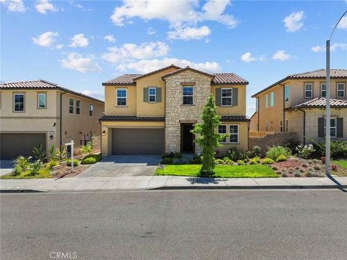 19162 Lauren Lane, Saugus, CA, 91350 | Card Image