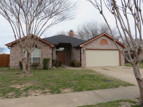 1104 Germany Dr, Cedar Hill, TX, 75104-2368 | Card Image