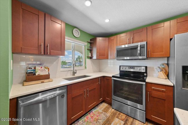 809 - 201 Saint Lucie Ln, Condo with 2 bedrooms, 2 bathrooms and null parking in Cocoa Beach FL | Image 9