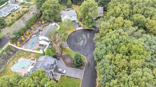 16 Mayfair Ct, Nesconset, NY, 11767-2628 | Card Image