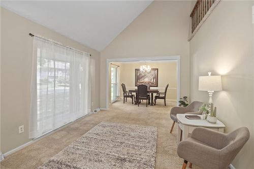 1200 Ne Crestview Dr, Blue Springs, MO, 64014-2312 | Card Image