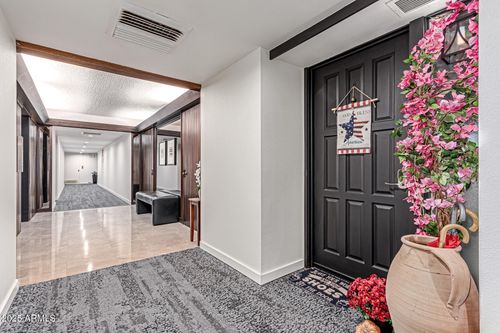 1702-2323 N Central Ave, Phoenix, AZ, 85004-1325 | Card Image