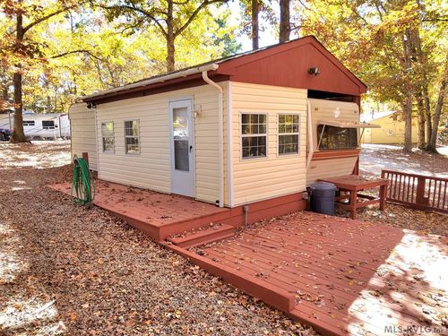 177 Happy Trl, Bracey, VA, 23919-1768 | Card Image