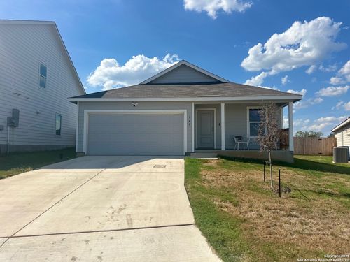 149 Oak Hurst Dr, Floresville, TX, 78114-0149 | Card Image