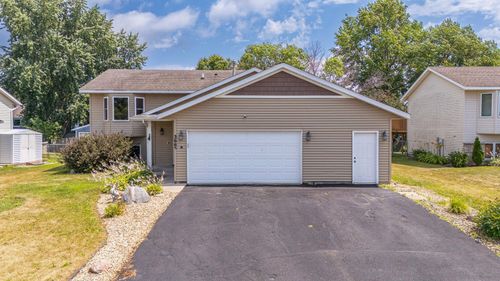 3665 James Ct, Hastings, MN, 55033-3973 | Card Image