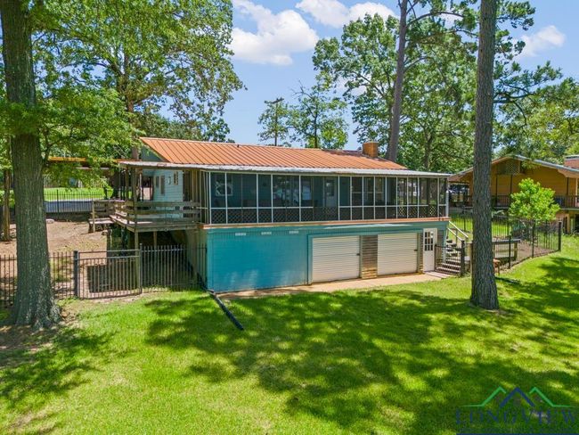263 Crestwood Loop, House other with 2 bedrooms, 1 bathrooms and null parking in Avinger TX | Image 4