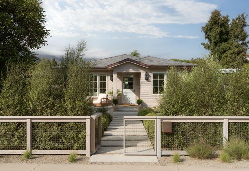 4756 5th St, Carpinteria, CA, 93013-1824 | Card Image