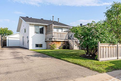 128 Cornwall Dr, Fort Mcmurray, AB, T9K1B6 | Card Image