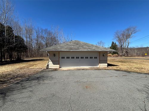 2189 Mt Hope Rd, Middletown, NY, 10940-7313 | Card Image
