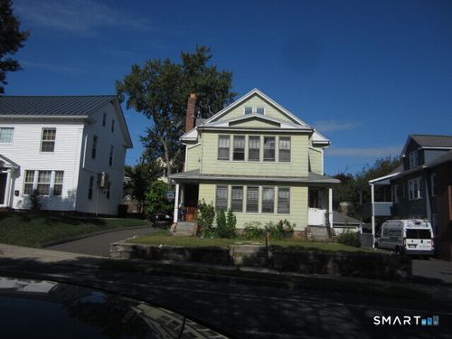 227-225-227 Beech St, Holyoke, MA, 01040-4008 | Card Image