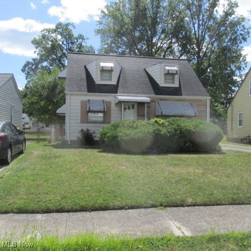 29050 Edgewood Dr, Willowick, OH, 44095-4737 | Card Image