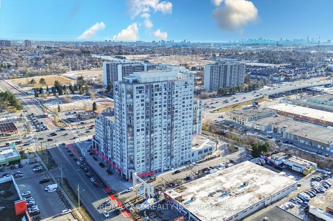 1410 - 1470 Midland Ave, Condo with 2 bedrooms, 2 bathrooms and 1 parking in Scarborough ON | Image 5