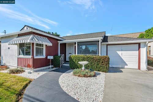 240 Ano Ave, Ashland, CA, 94580-1714 | Card Image