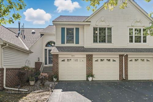 11058 Oregon Curv, Bloomington, MN, 55438-2806 | Card Image