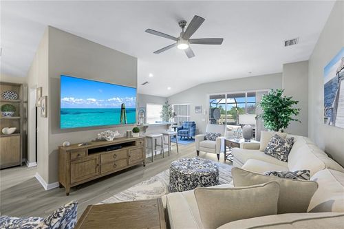 10061 Oakhurst Way, FORT MYERS, FL, 33913-7091 | Card Image