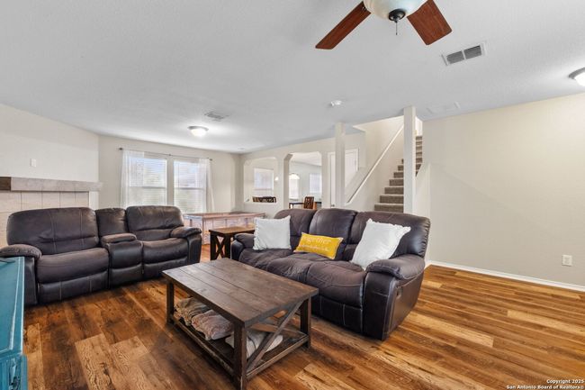 133 Creek Run, House other with 3 bedrooms, 3 bathrooms and null parking in Cibolo TX | Image 5