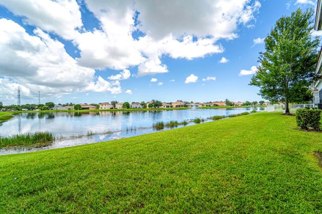 2177 Sw Cape Cod Dr, Condo with 3 bedrooms, 3 bathrooms and null parking in Port St. Lucie FL | Image 29