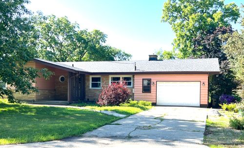 151 South Ave, Hampshire, IL, 60140-9441 | Card Image