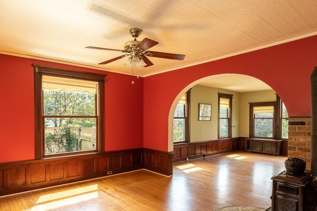 611 High St, House other with 5 bedrooms, 4 bathrooms and null parking in Port Jefferson NY | Image 5