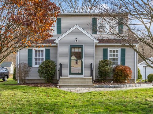 71 Treadwell Ave, Thomaston, CT, 06787-1319 | Card Image