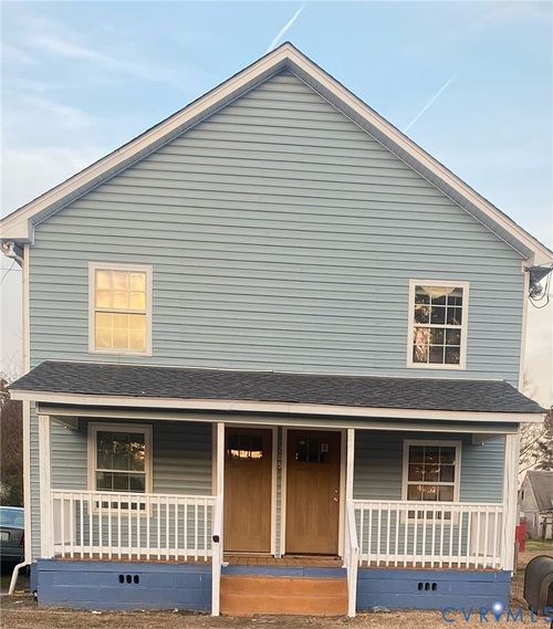 205 Cobb St, Franklin, VA, 23851-2513 | Card Image