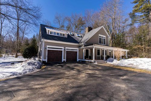 1 Captains Way, Exeter, NH, 03833 | Card Image