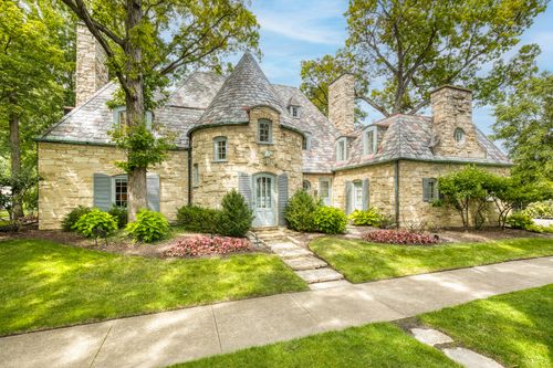 1339 Forest Ave, River Forest, IL, 60305-1000 | Card Image