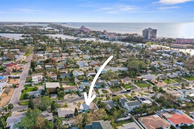 266 44 Th Ave, House other with 2 bedrooms, 1 bathrooms and null parking in ST PETE BEACH FL | Image 9