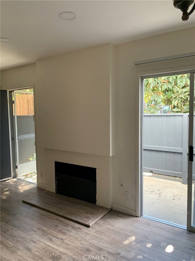 APT-6 - 5236 Kester Ave, Condo with 0 bedrooms, 0 bathrooms and 6 parking in Sherman Oaks CA | Image 32