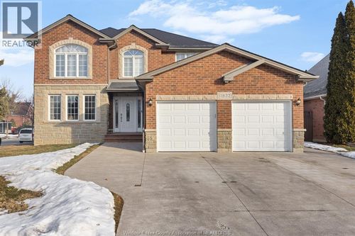 11822 Norbert, Windsor, ON, N8P1P3 | Card Image
