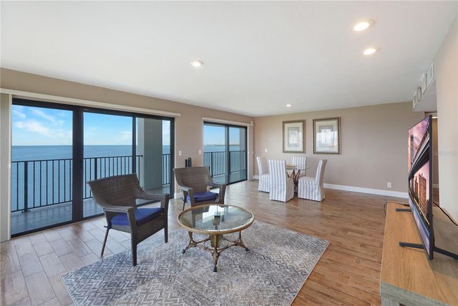 433 - 433 Mariner Dr, Condo with 2 bedrooms, 2 bathrooms and null parking in Tarpon Springs FL | Image 32