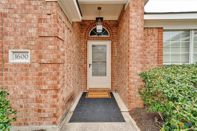 1600 Prickly Pear, House other with 4 bedrooms, 2 bathrooms and null parking in Lockhart TX | Image 4