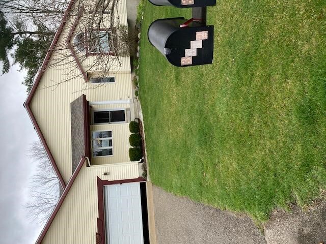 Timber Creek Dr, Comstock Park, MI 49321