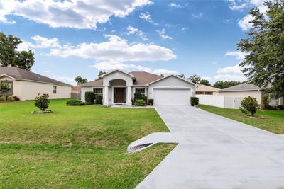 3107 Ne 24 Place, House other with 4 bedrooms, 3 bathrooms and null parking in Ocala FL | Image 2