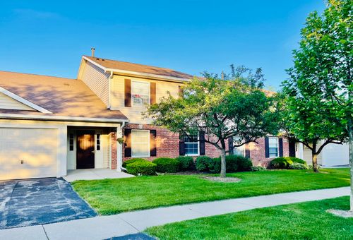 3-1179 Village Dr, Round Lake Beach, IL, 60073-4414 | Card Image