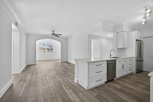 5301 Myrtlewood Cir E, Palm Beach Gardens, FL, 33418-6724 | Card Image