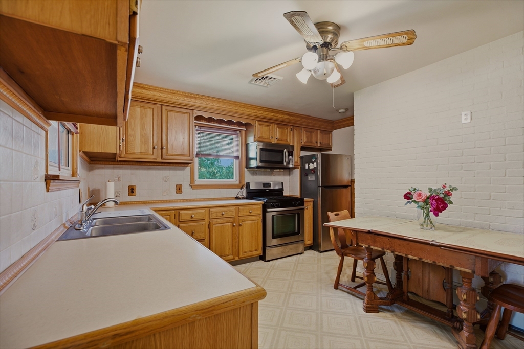 Residential in Fall River 4